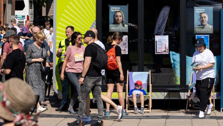 Cancer Mission Bus Roadshow Promotes Cancer Prevention Across Europe